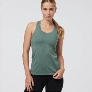Vuori LUX PERFORMANCE TANK - Marsh Heather Size: M